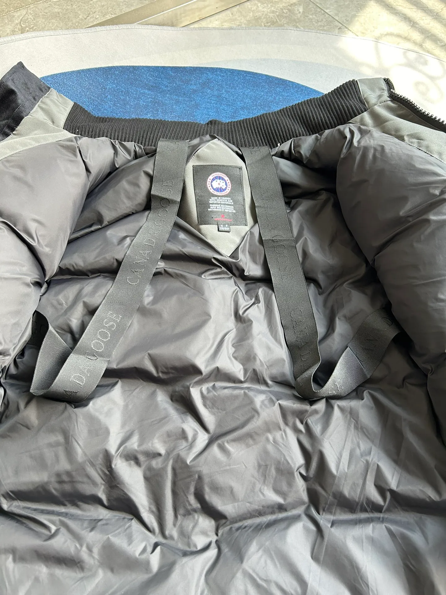 P840 E24 model 5816M Expedition men's gray detail picture. Sizes: XS S M L XL XXL.